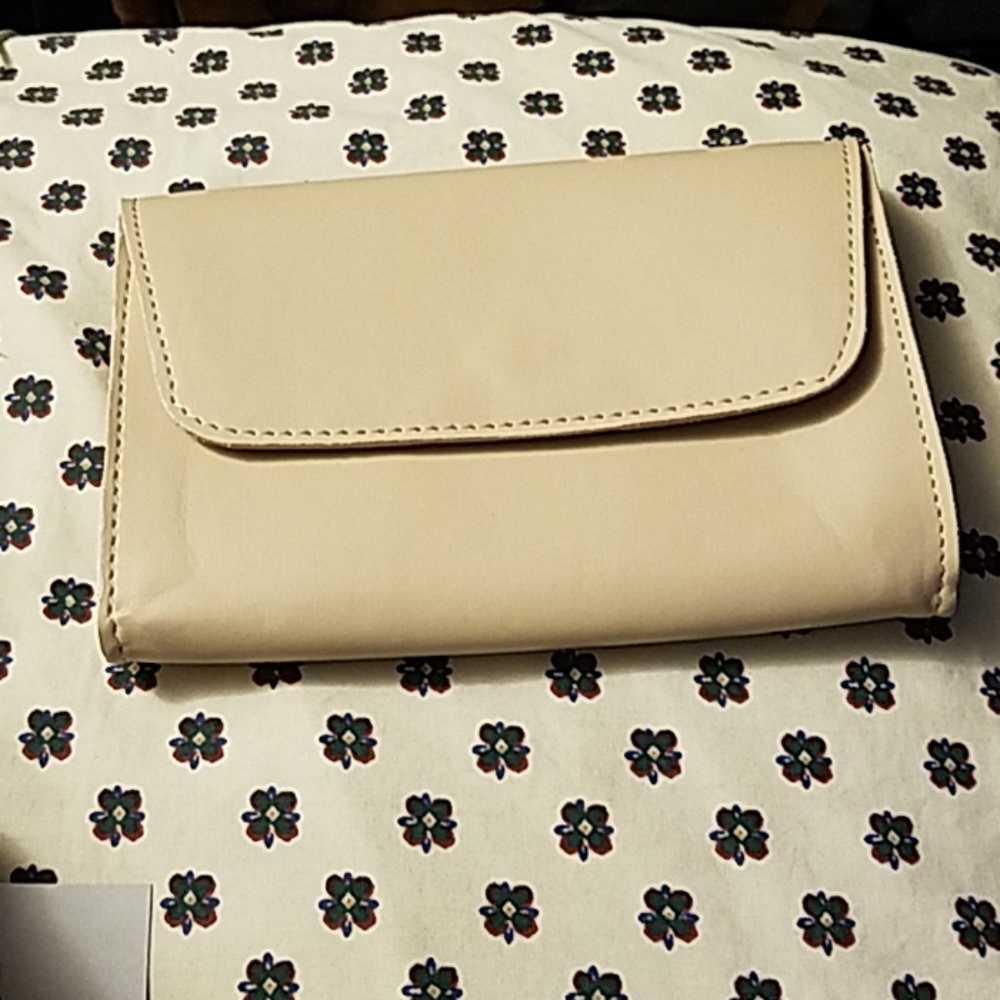 hand clutch wallet